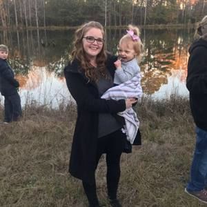 Meet your Posher, Macy